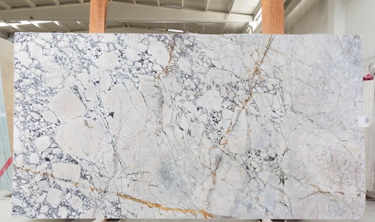White calacatta viola 2